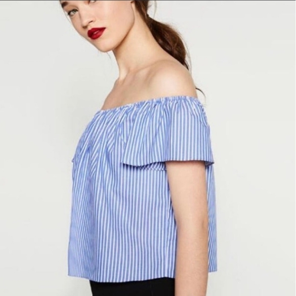 Zara Striped Blue White Off the Shoulder Crop Top Flutter Sleeve Size M